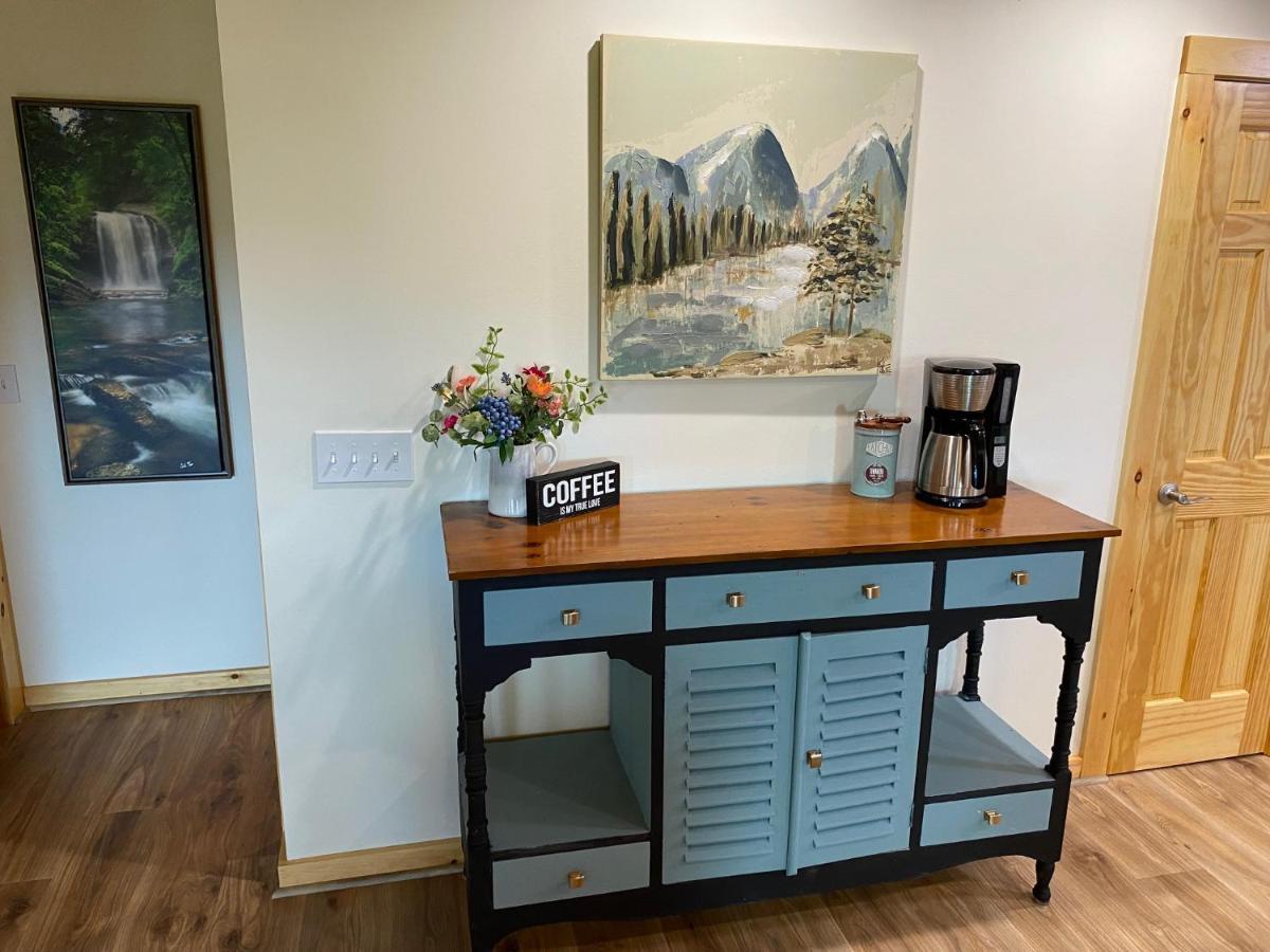 Blue Sky Cabin - Built In 2023 This 3 Bed 2,5 Bath Home Has Gorgeous Views Jefferson 외부 사진